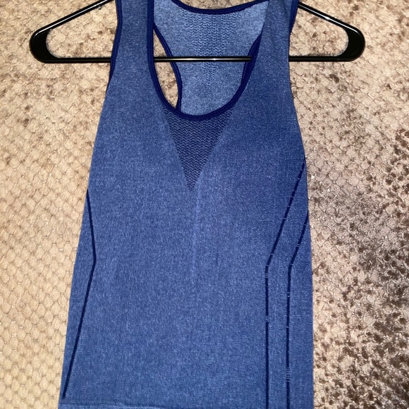 Workout Top - Picture 5 of 8